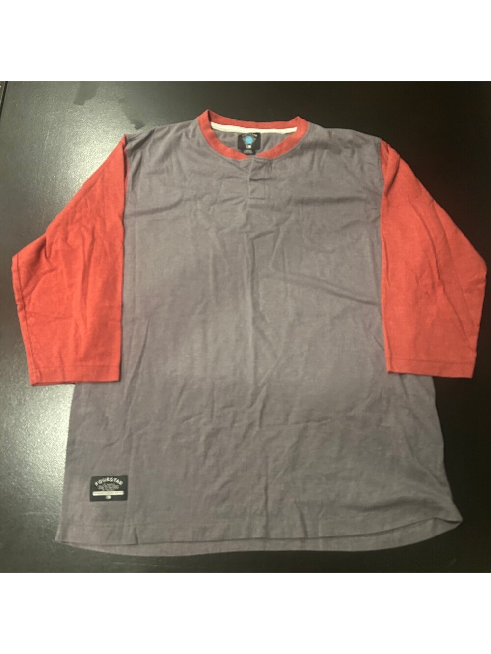 Vintage y2k Fourstar Men's Large Raglan Sleeve T-Shirt Gray and Red